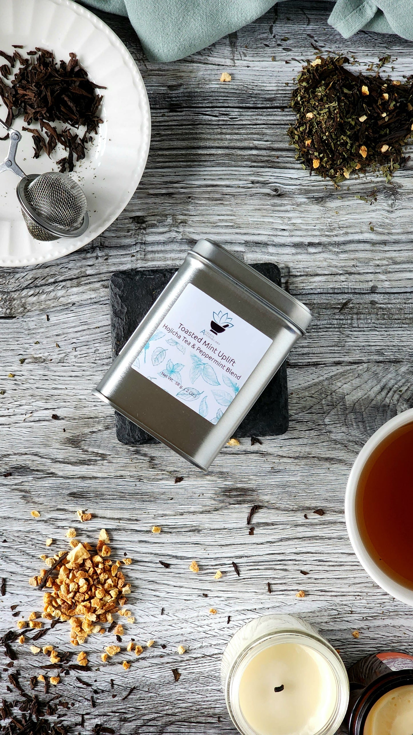 Toasted Mint Uplift - Hojicha & Peppermint Loose Tea Blend with Strainer