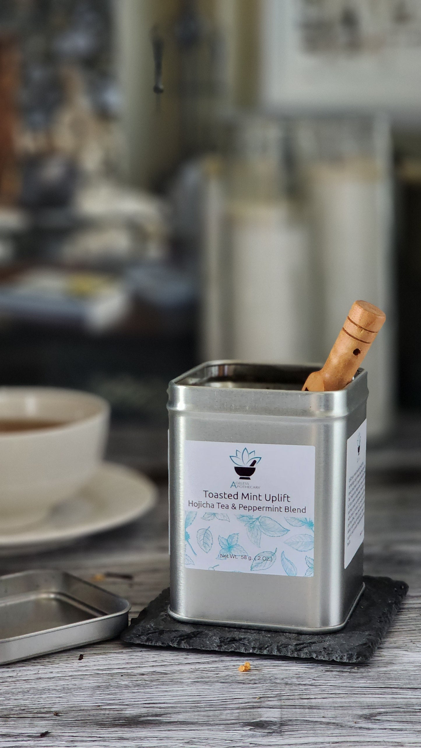 Toasted Mint Uplift  - Hojicha & Peppermint Loose Tea Blend with Strainer