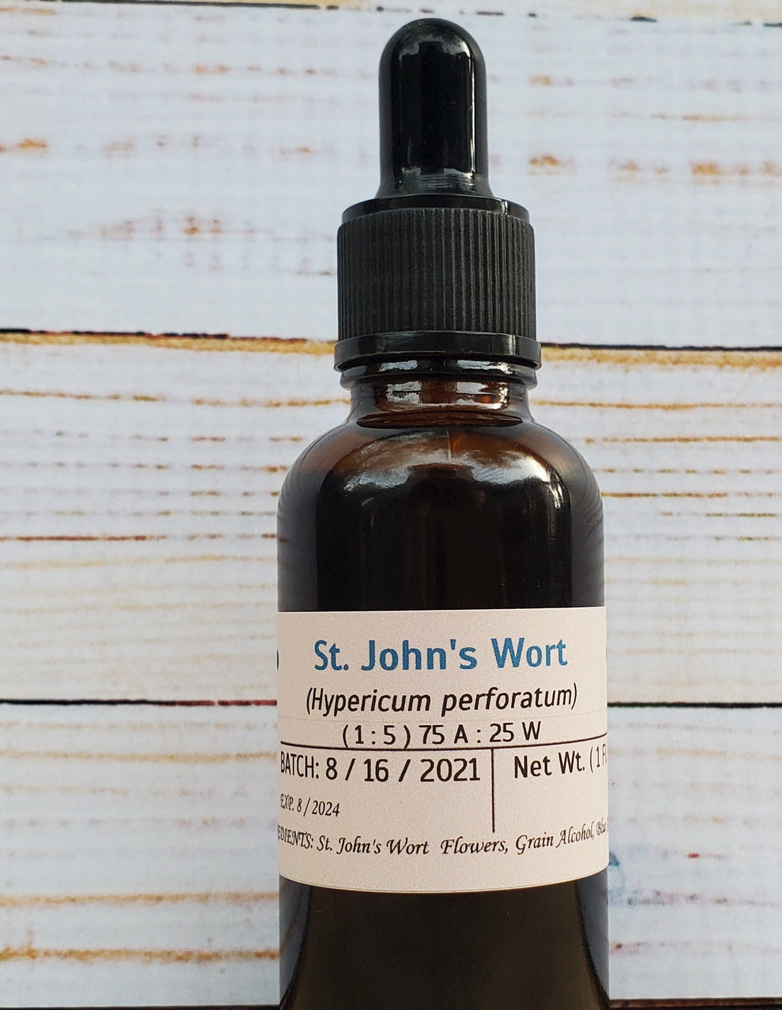St. John’s Wort (Hypericum perforatum) Tincture 1fl. oz. Ageless